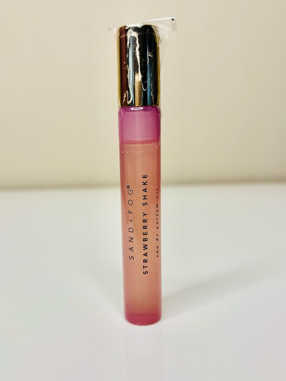 Sand + Fog Strawberry Shake Oil rollerball
